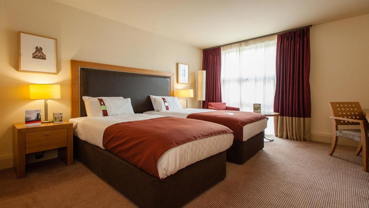 Holiday Inn Dumfries By Ihg Exteriér fotografie