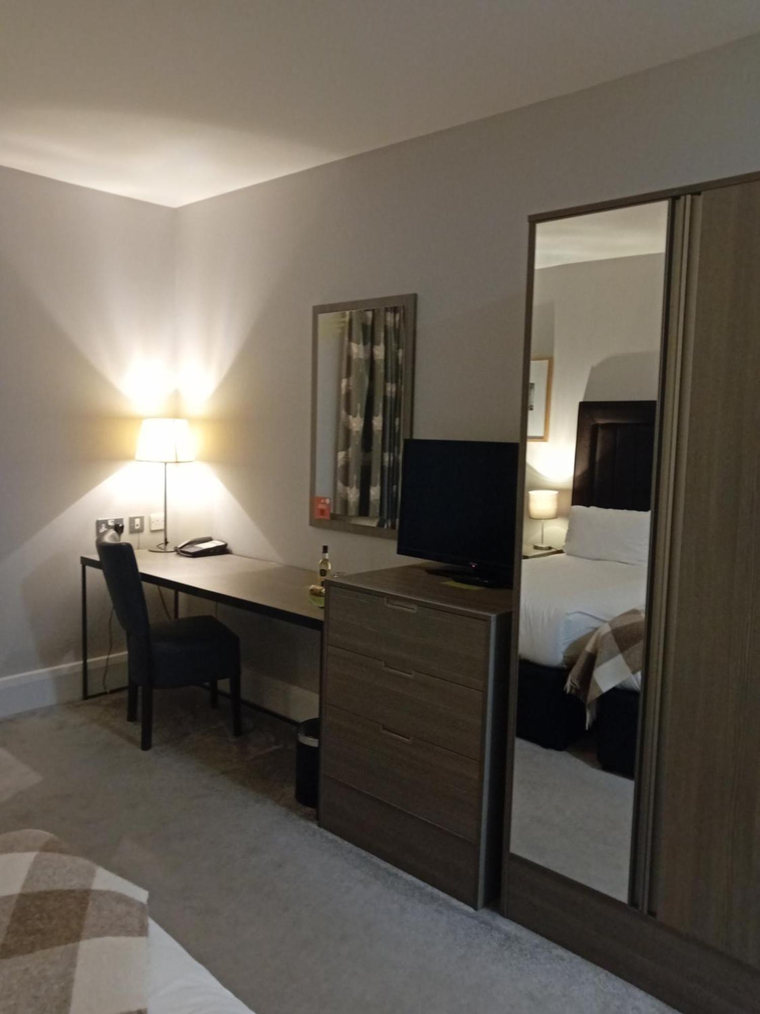 Holiday Inn Dumfries By Ihg Exteriér fotografie